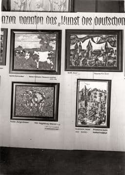 Blick in die Ausstellung Entartete Kunst